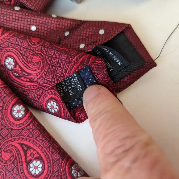 Bundle of  Red Ties - Picture 3 of 6